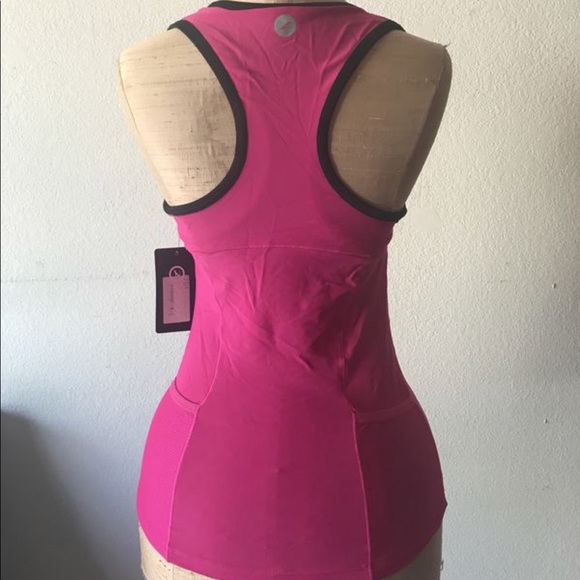 Performance tank - Picture 3 of 7